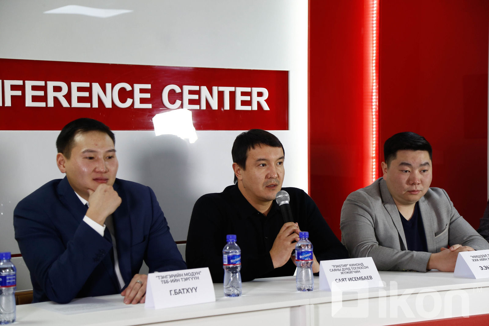 Сайн үйлс бүхэн мандан бадраг…